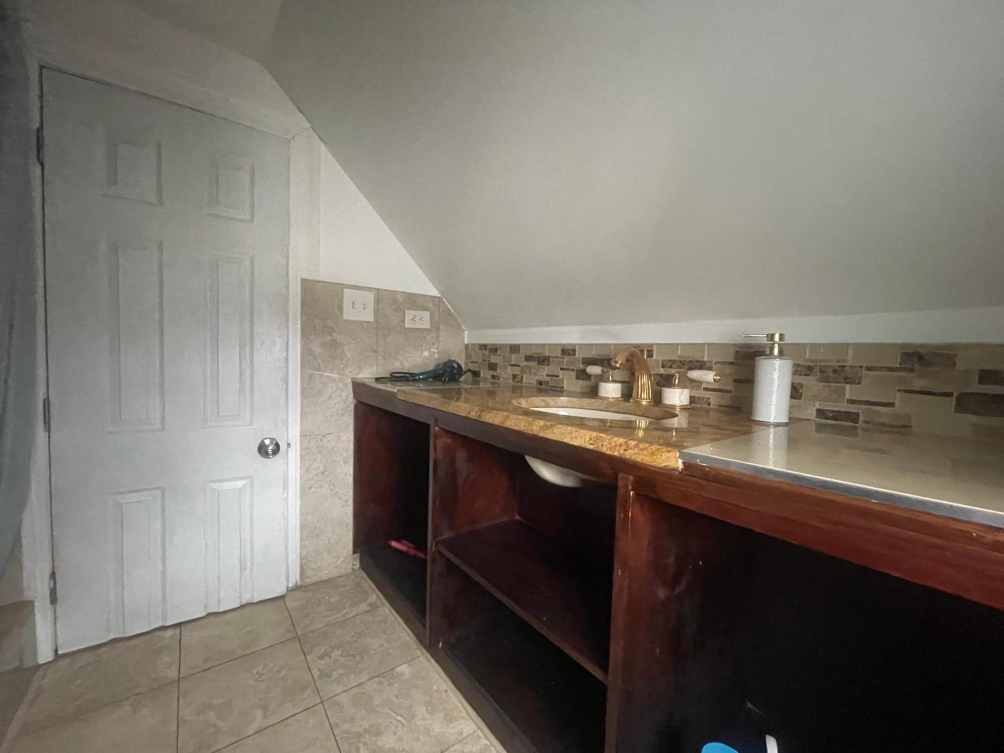 דירות ניו יורק Private Loft 5 Min Away From Lga מראה חיצוני תמונה